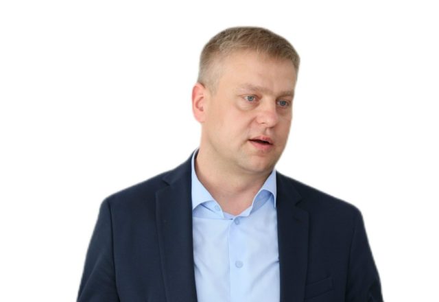 «Семья — в приоритете!», — Роман Водянов о своей большой семье, семейных ценностях и о том, какие меры поддержки семей считает самыми важными